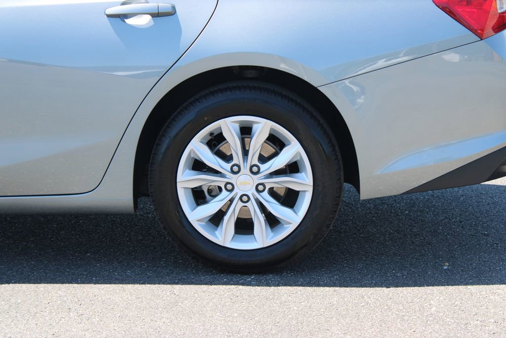 Used 2024 Chevrolet Malibu LT FWD image 16