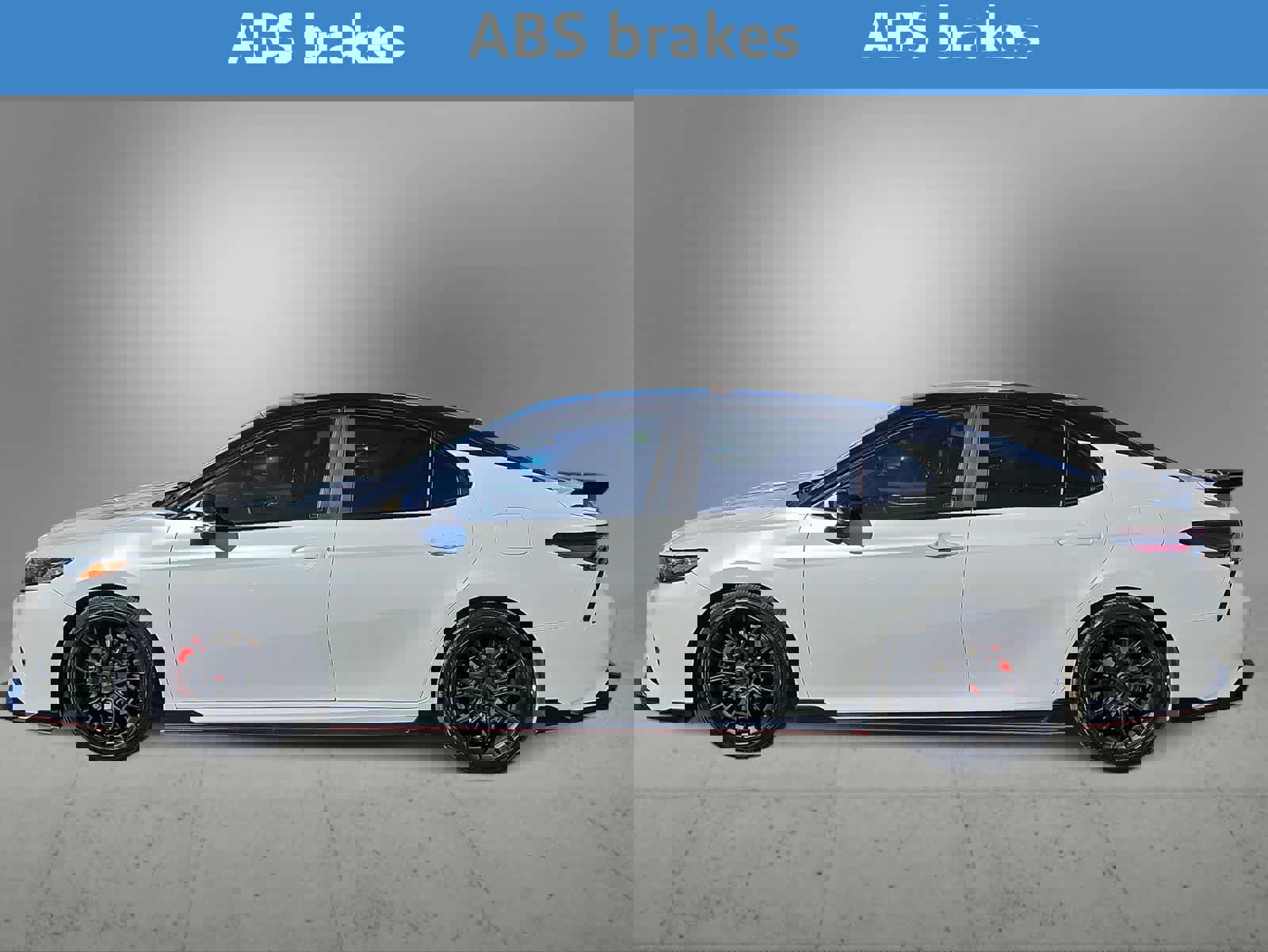 Used 2022 Toyota Camry TRD image 7