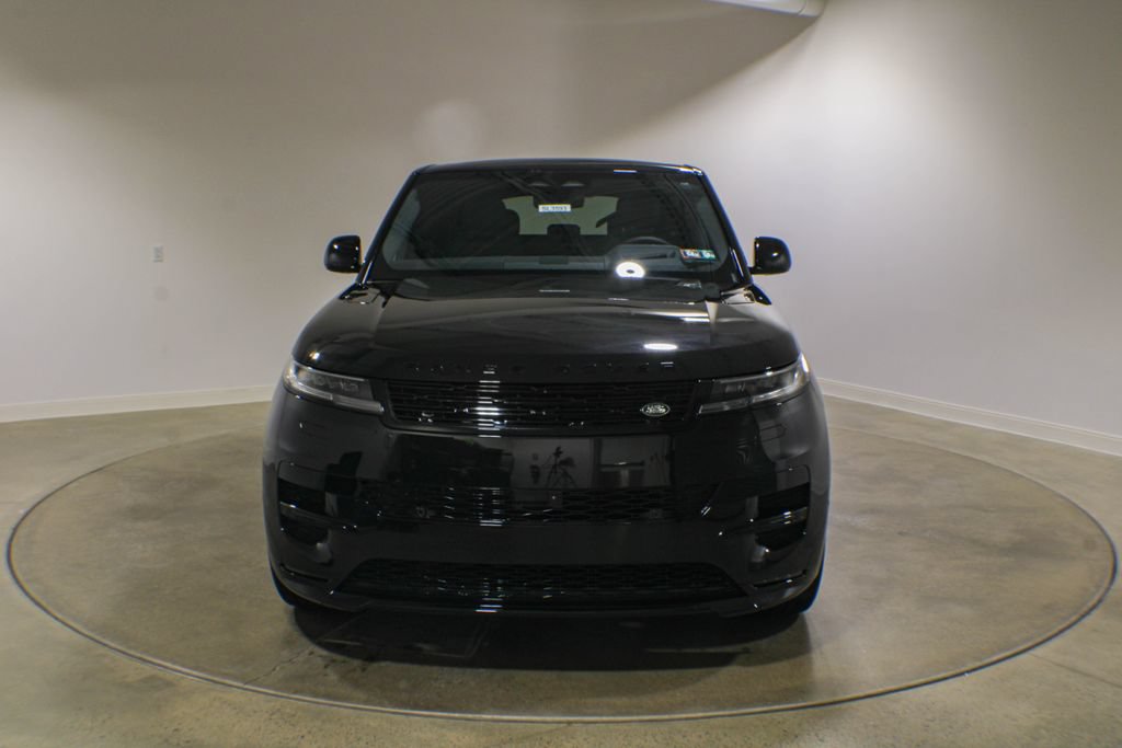 New 2026 Land Rover Range Rover Sport Dynamic SE AWD/4WD image 9