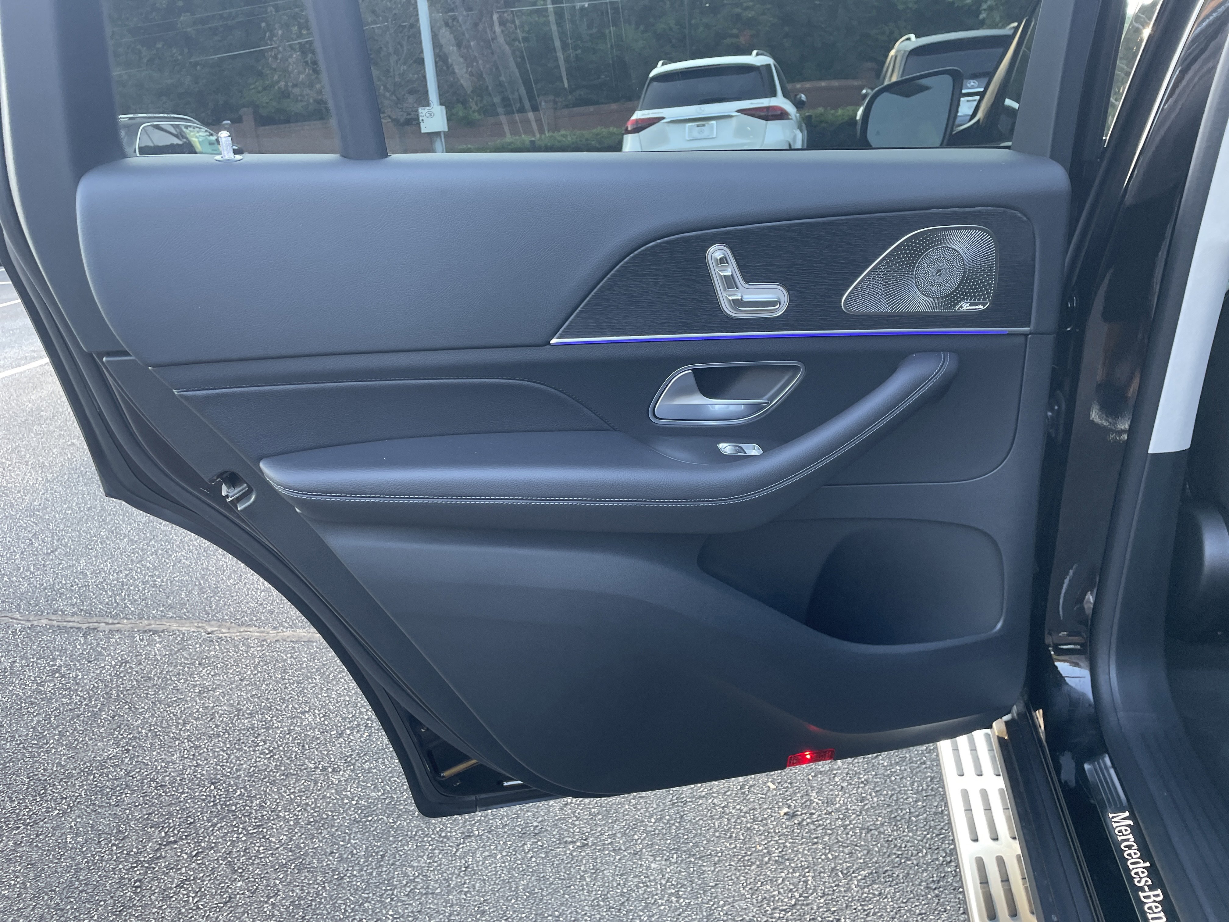 New 2026 Mercedes-Benz GLS 450 4MATIC image 36