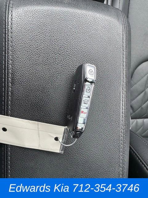 Used 2025 Kia Sportage X-Line w/ Premium Package image 32