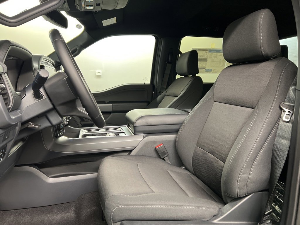 New 2026 Ford F150 XLT w/ Equipment Group 302A MID image 28