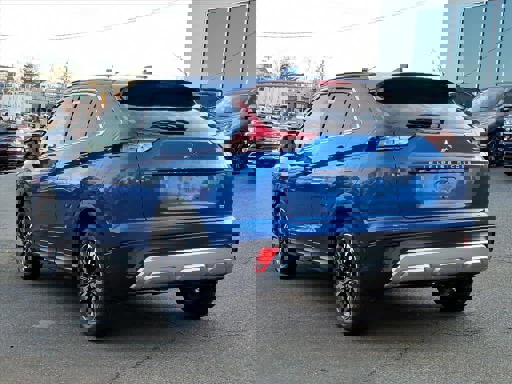 New 2026 Mitsubishi Eclipse Cross SE image 3