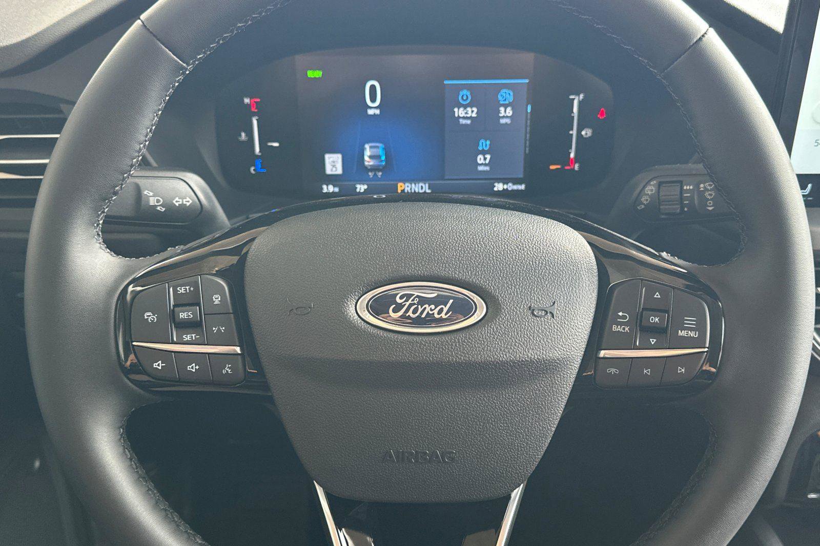 New 2025 Ford Escape SE image 21
