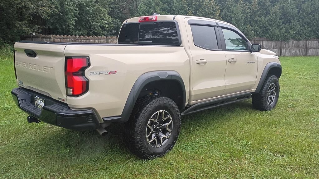 Used 2023 Chevrolet Colorado ZR2 w/ ZR2 Convenience Package III AWD/4WD image 7
