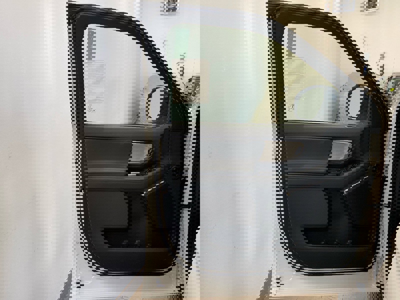 New 2026 Ford Expedition Active image 25