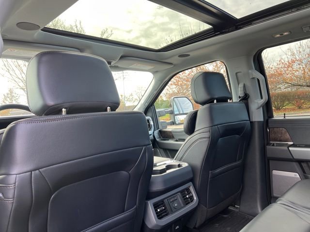 Used 2025 Ford F350 Lariat w/ Lariat Ultimate Package image 26