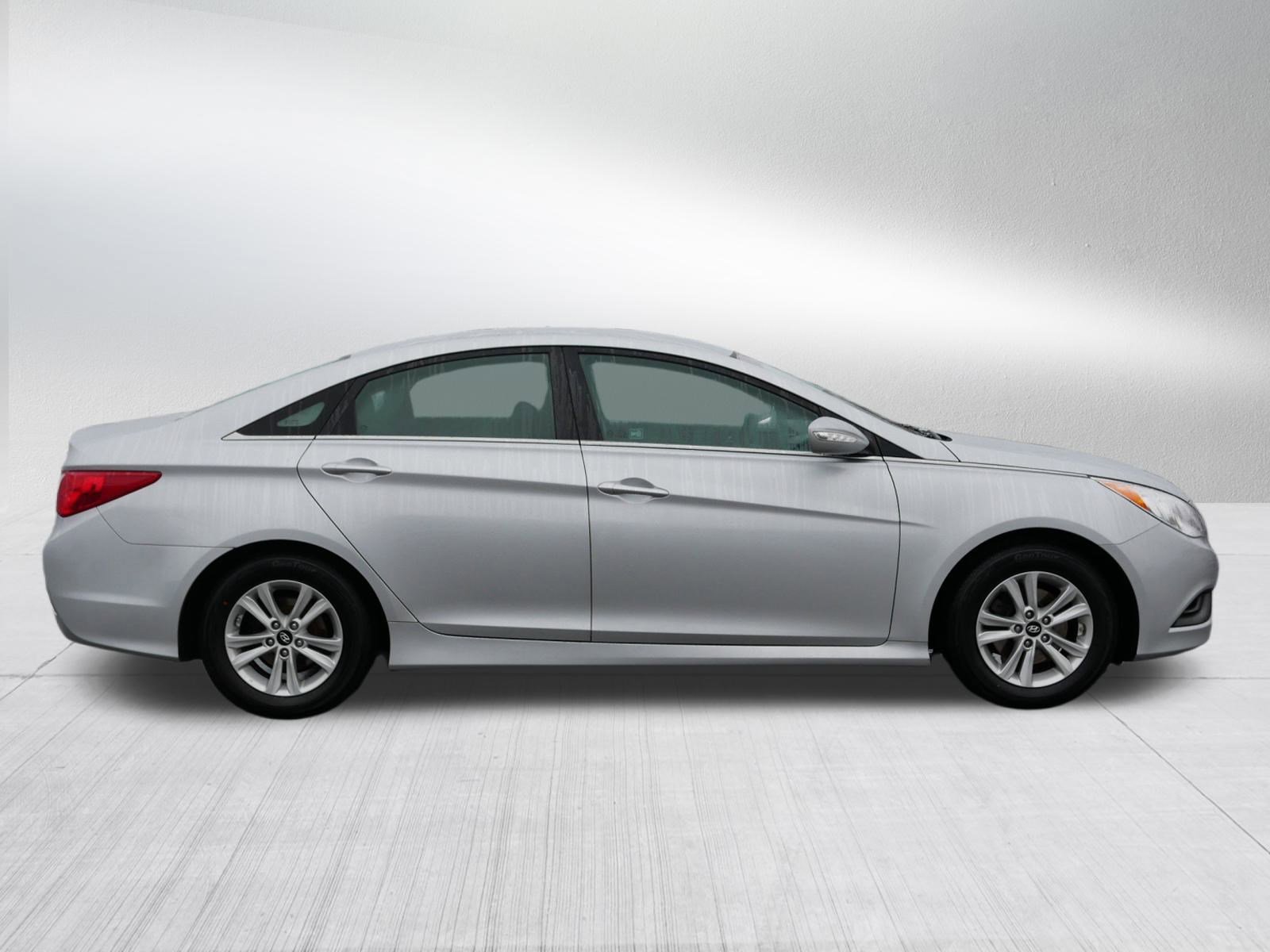 Used 2014 Hyundai Sonata GLS w/ Popular Equipment Group 2 image 8