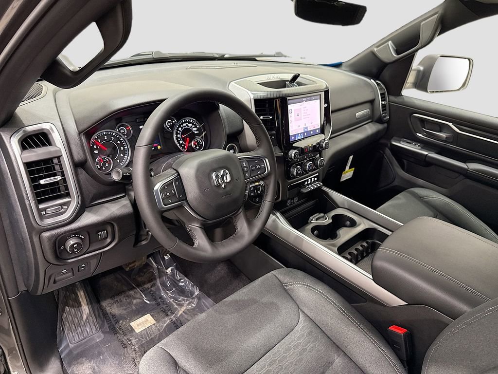 New 2026 RAM 1500 4x4 Crew Cab image 22