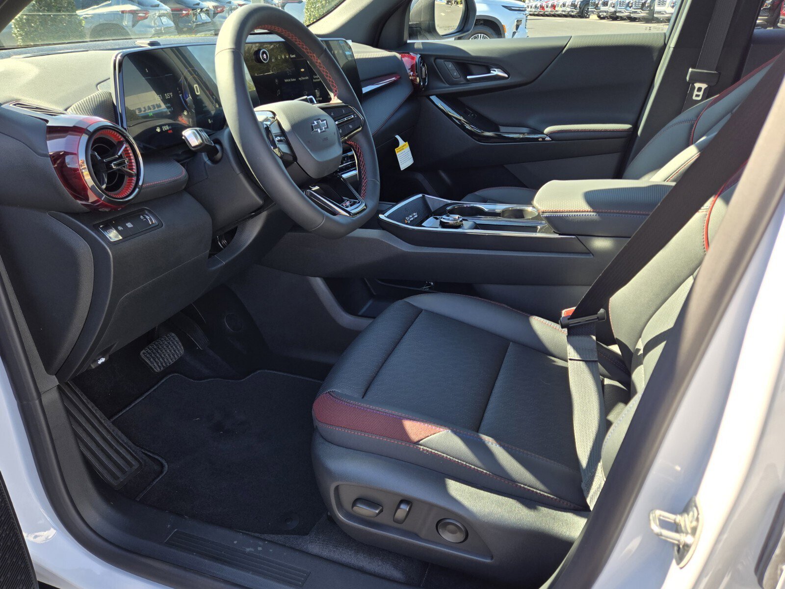 New 2026 Chevrolet Equinox RS image 5