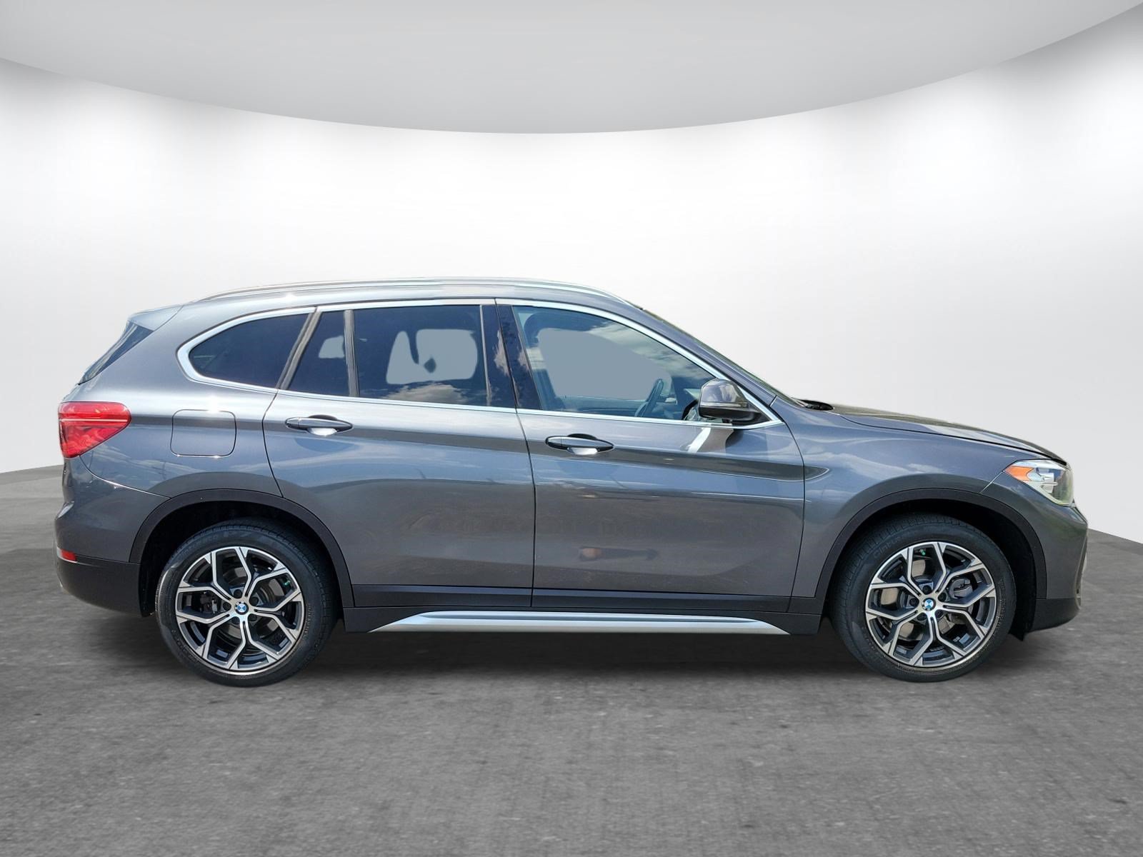 Used 2021 BMW X1 xDrive28i w/ Convenience Package AWD/4WD image 24