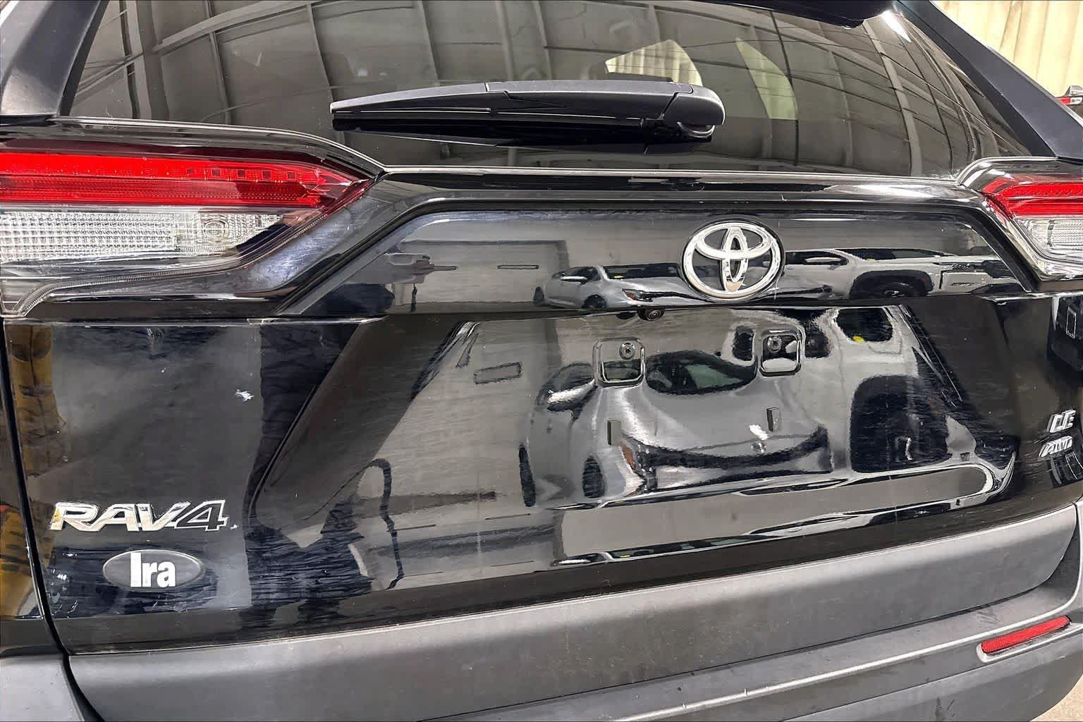 Used 2024 Toyota RAV4 LE AWD/4WD image 31