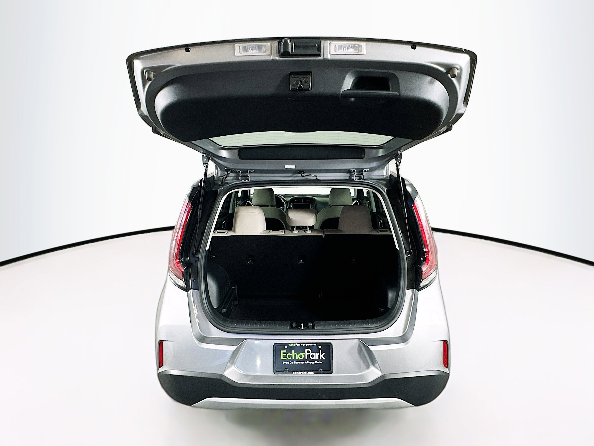 Used 2025 Kia Soul LX w/ LX Technology Package FWD image 27