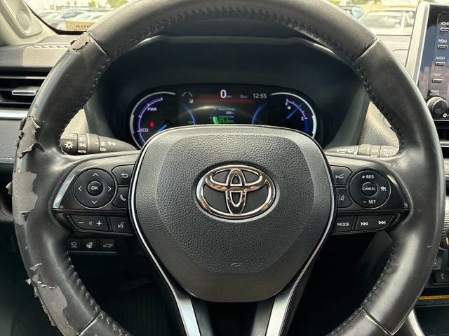 Used 2020 Toyota RAV4 Limited AWD/4WD image 25