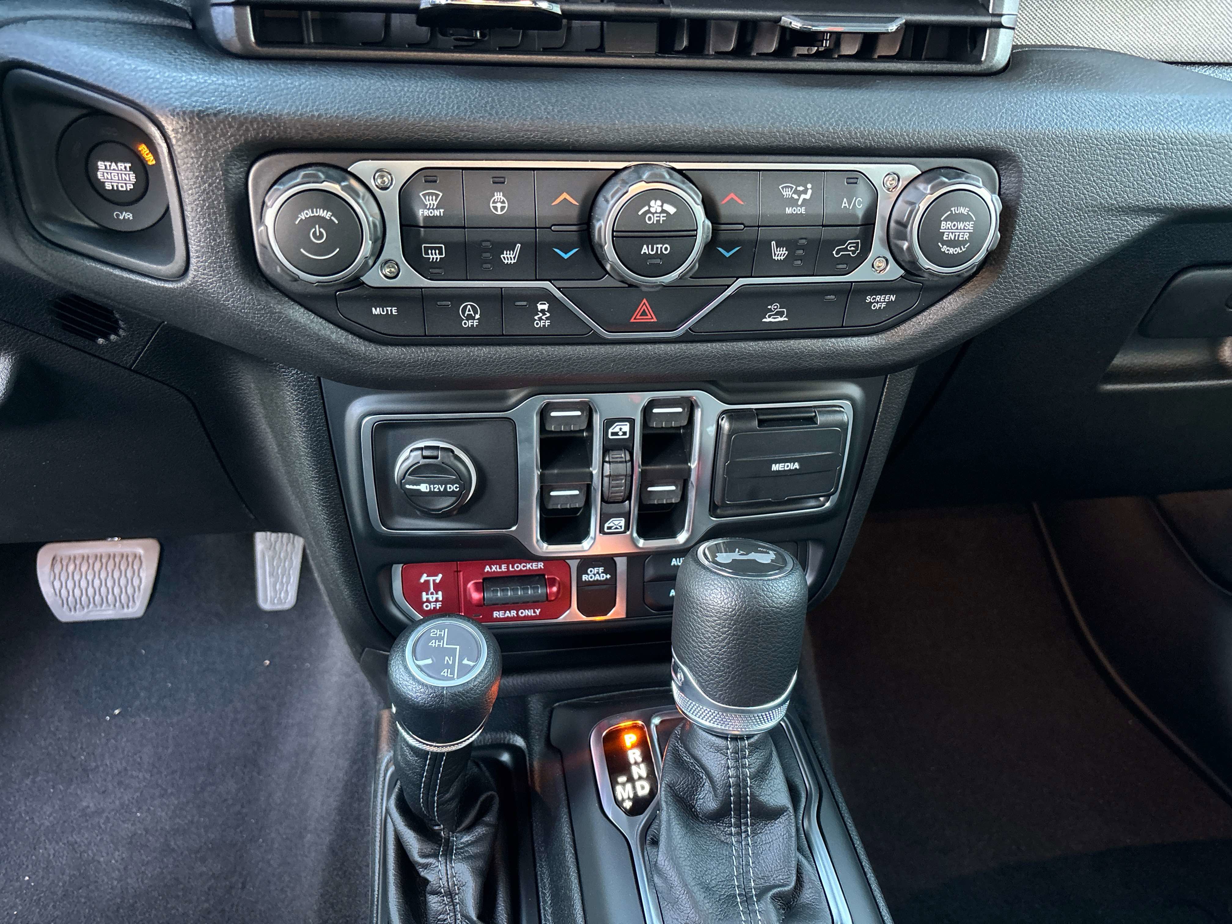 New 2026 Jeep Wrangler Unlimited Sport image 9