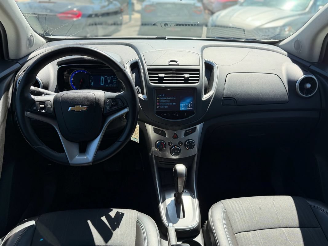 Used 2015 Chevrolet Trax LT w/ LT Plus Package AWD/4WD image 15