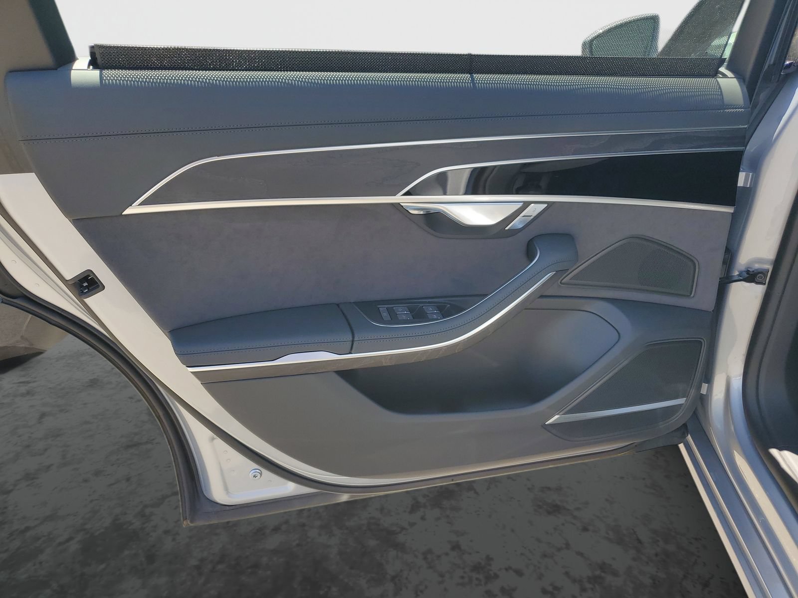 New 2026 Audi A8 L 3.0T AWD/4WD image 15