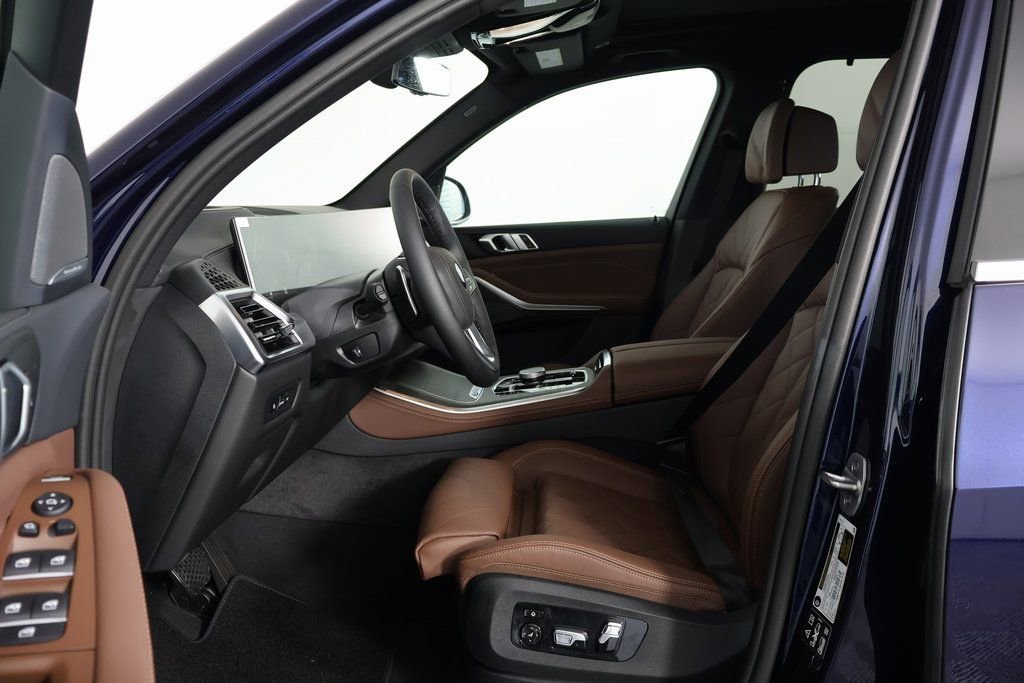 New 2026 BMW X5 xDrive40i w/ Climate Comfort Package image 5