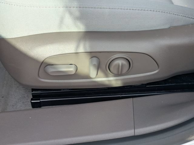 Used 2024 Chevrolet Malibu LS FWD image 13