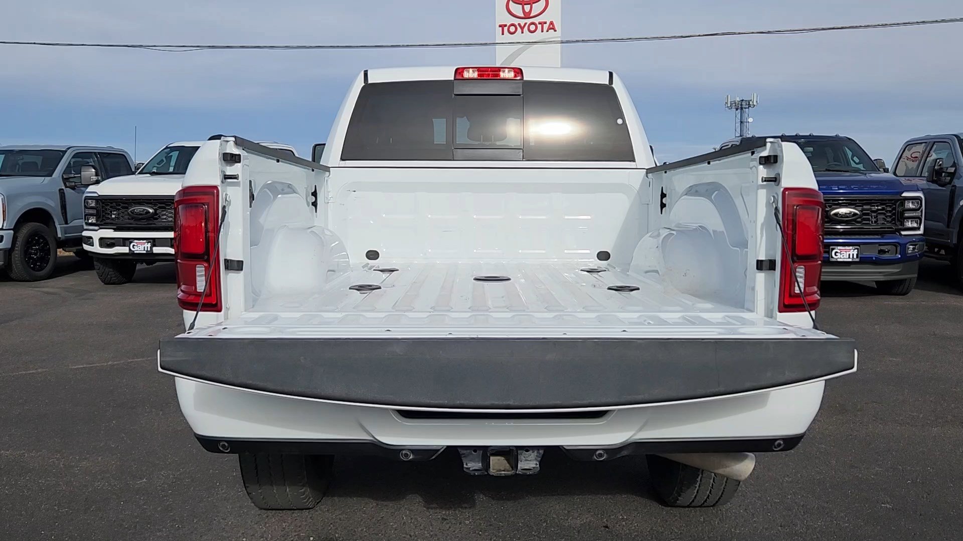 Used 2025 RAM 2500 Laramie image 18