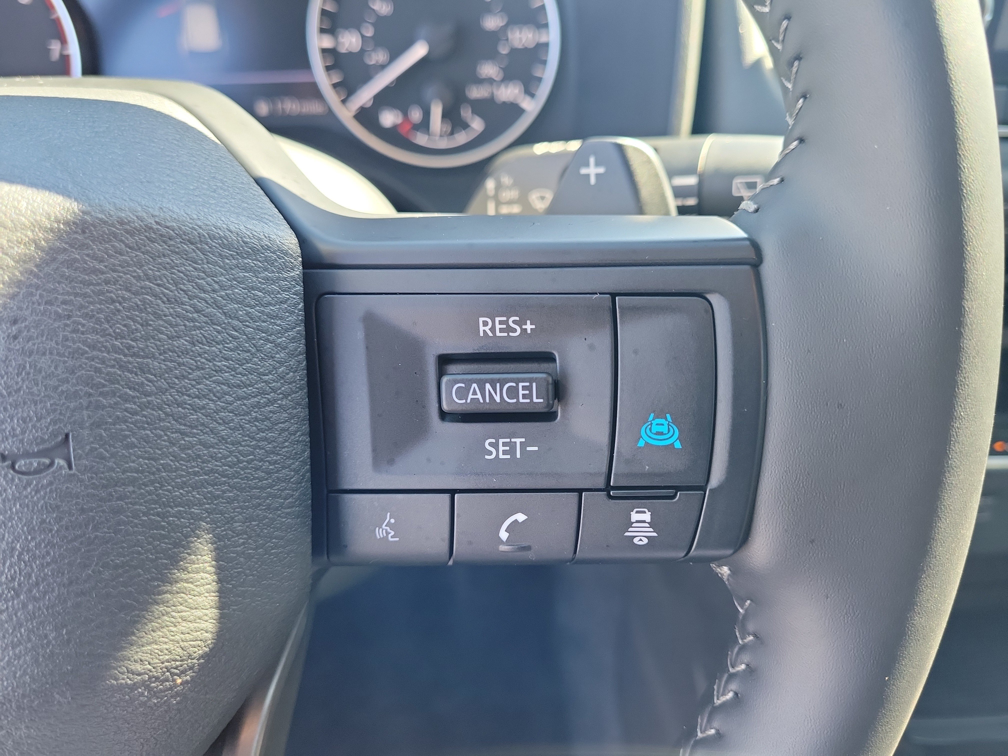 Certified 2026 Nissan Rogue Dark Armor FWD image 19