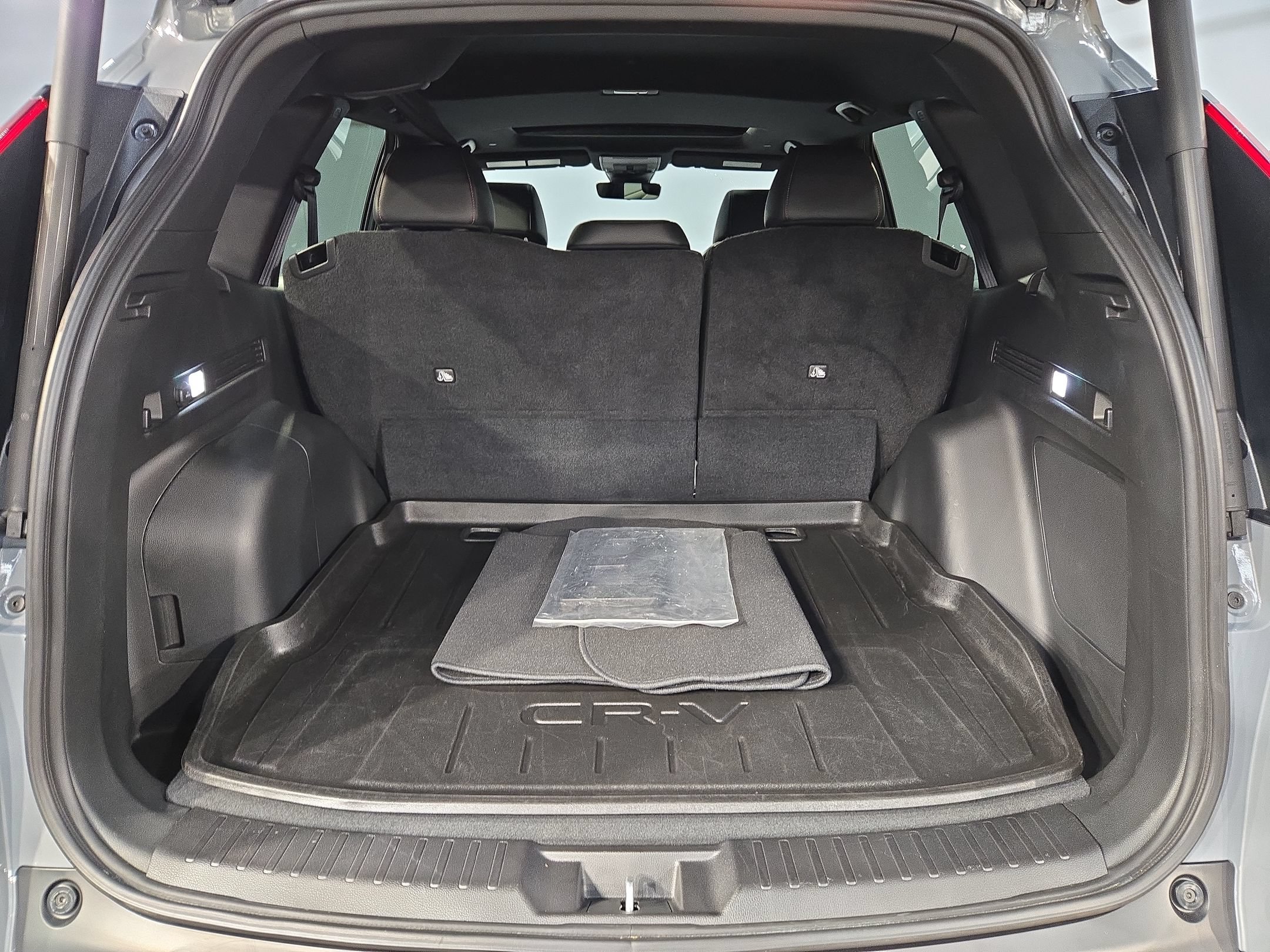 Used 2023 Honda CR-V Sport Touring image 18
