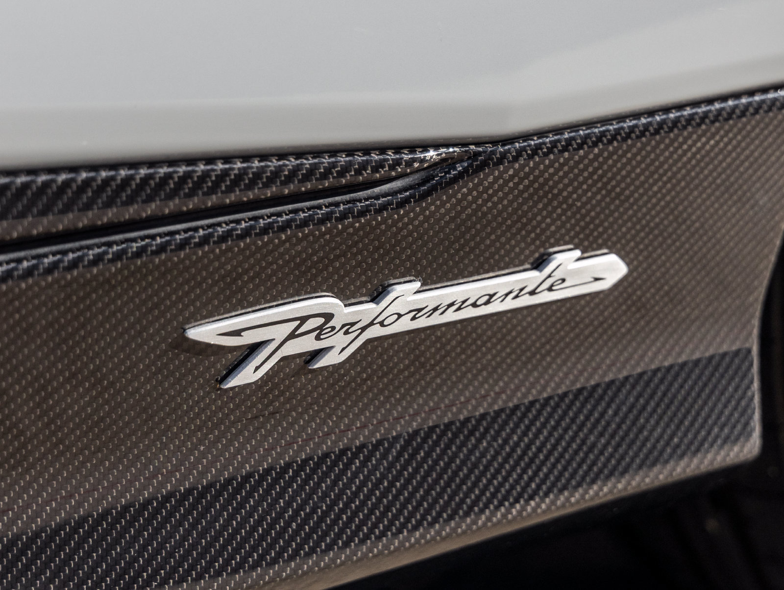 Used 2024 Lamborghini Urus Performante AWD/4WD image 19