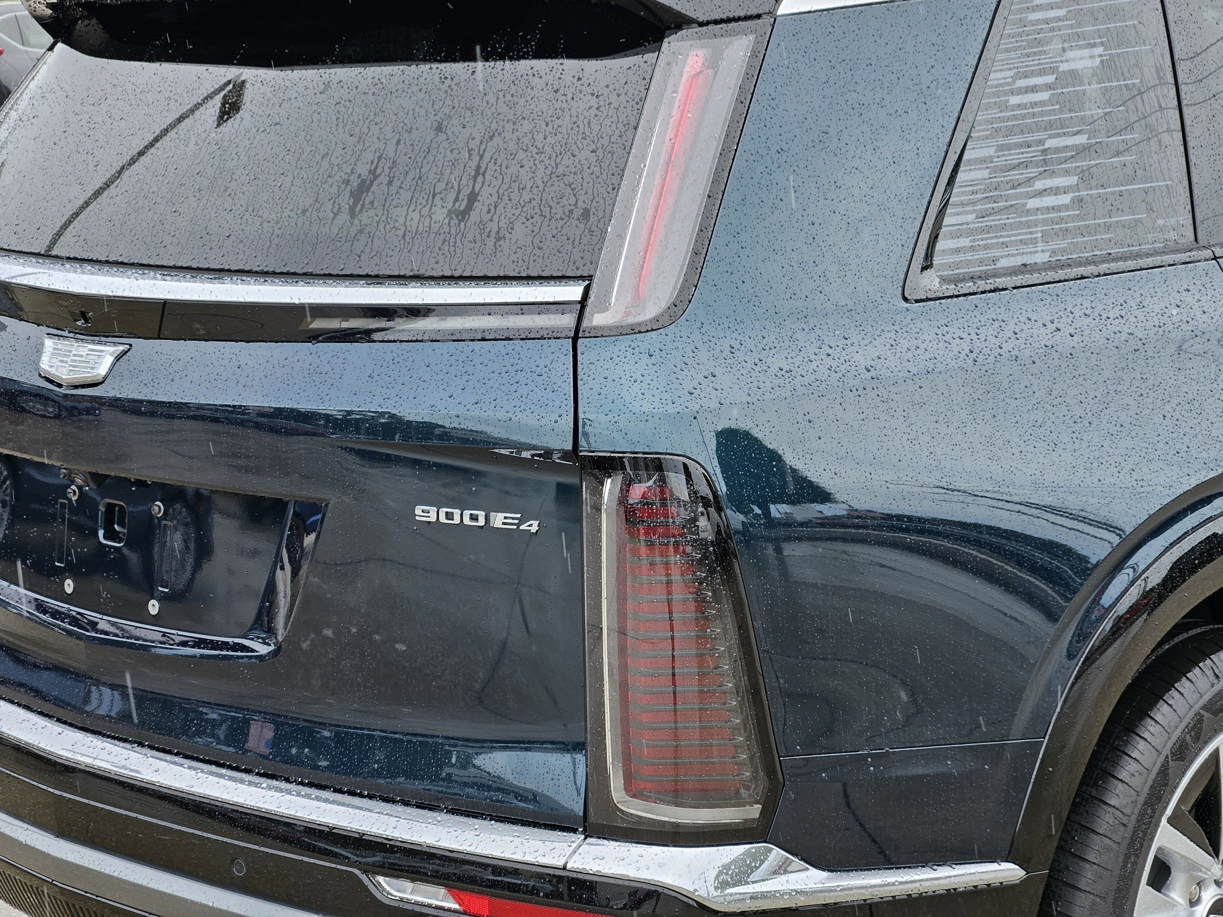 New 2026 Cadillac Vistiq Luxury image 10