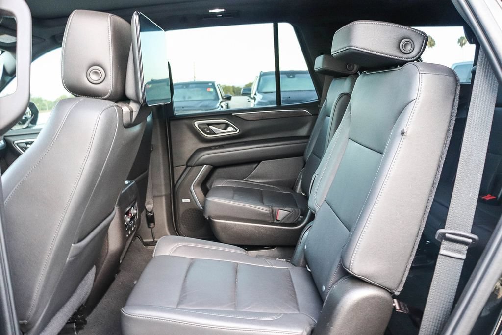 Used 2021 Chevrolet Tahoe Z71 w/ Z71 Signature Package AWD/4WD image 22