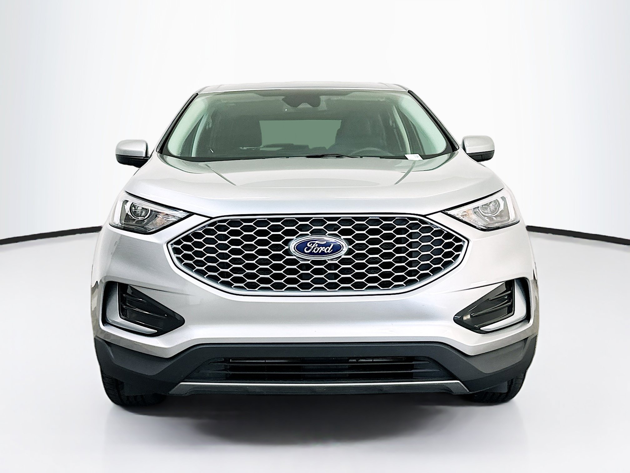 Used 2024 Ford Edge SEL AWD/4WD image 2