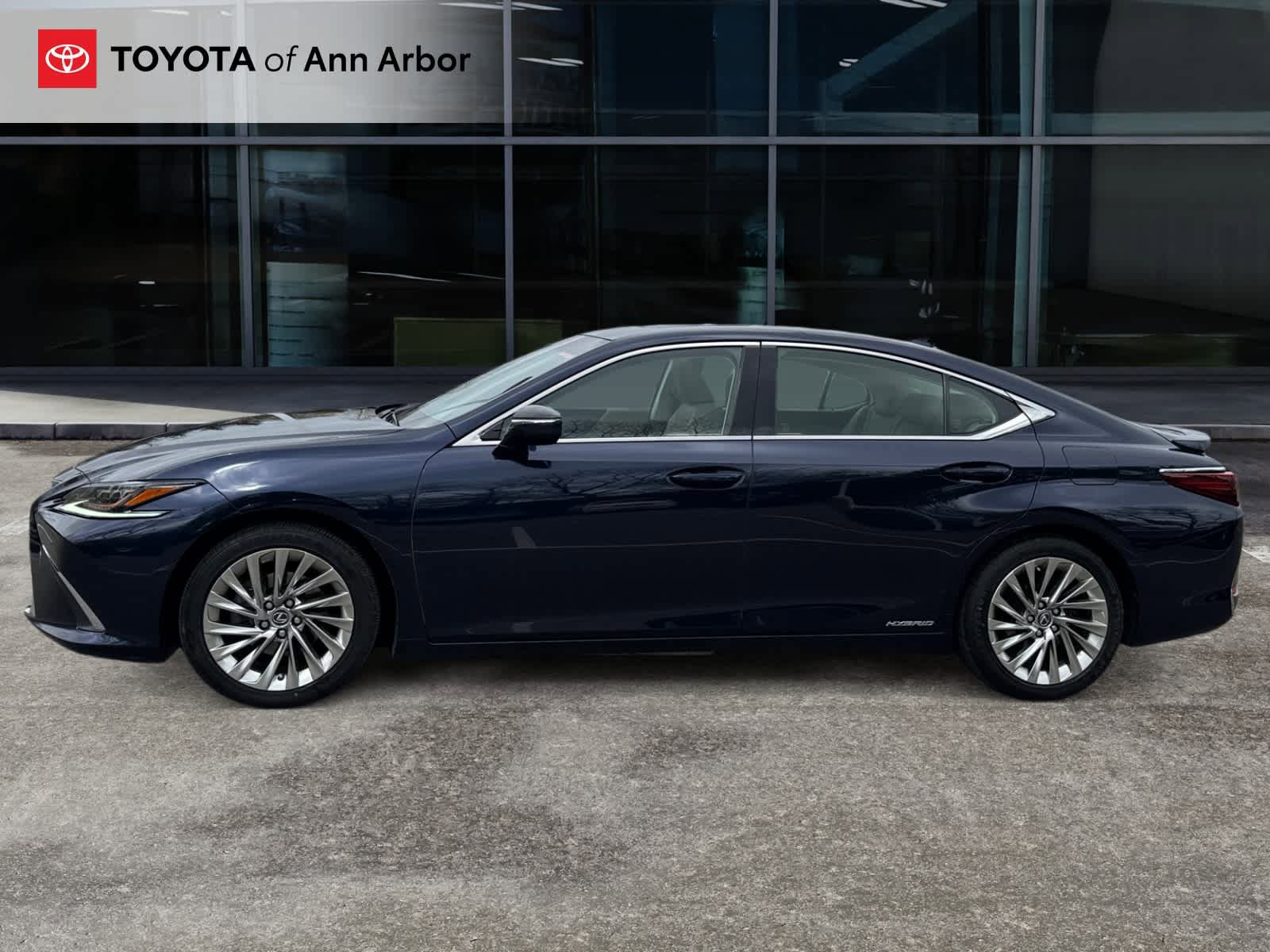 Used 2019 Lexus ES 300h FWD image 10