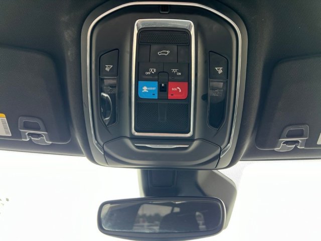 Used 2024 Jeep Grand Cherokee Altitude AWD/4WD image 30