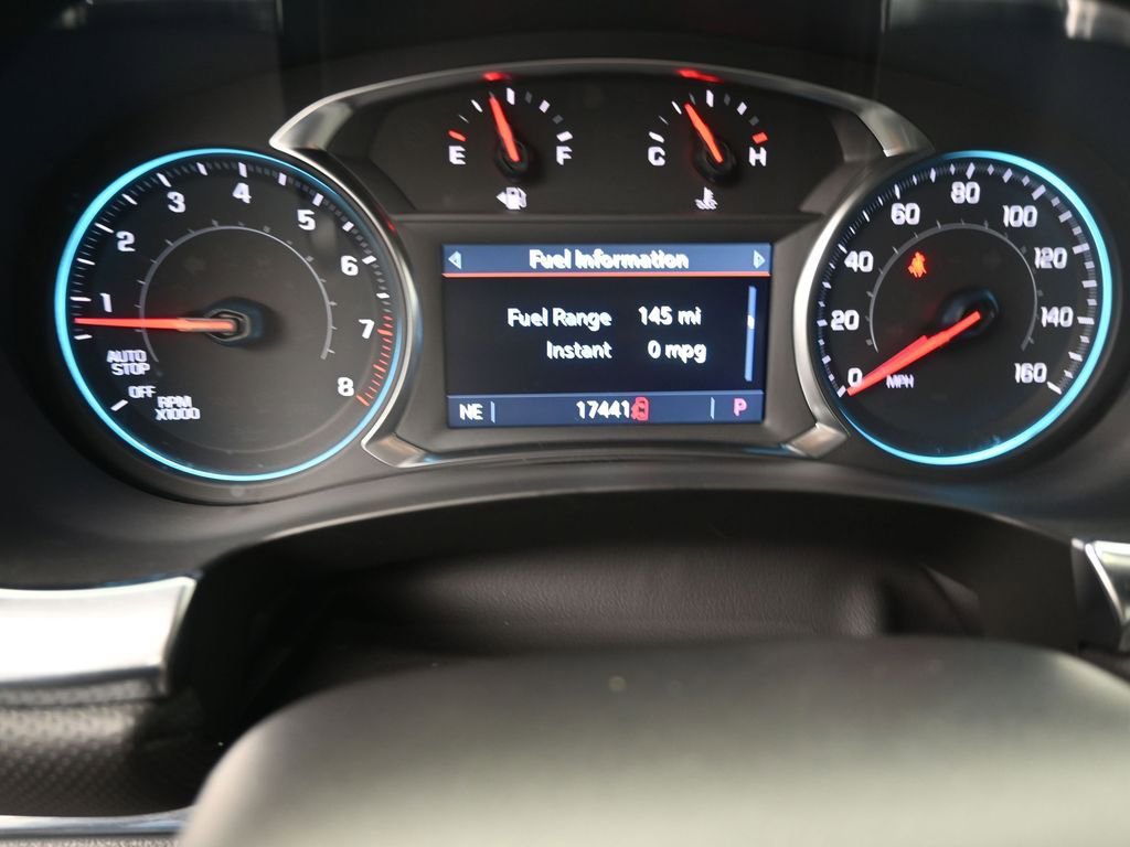 Used 2023 Chevrolet Traverse RS image 14