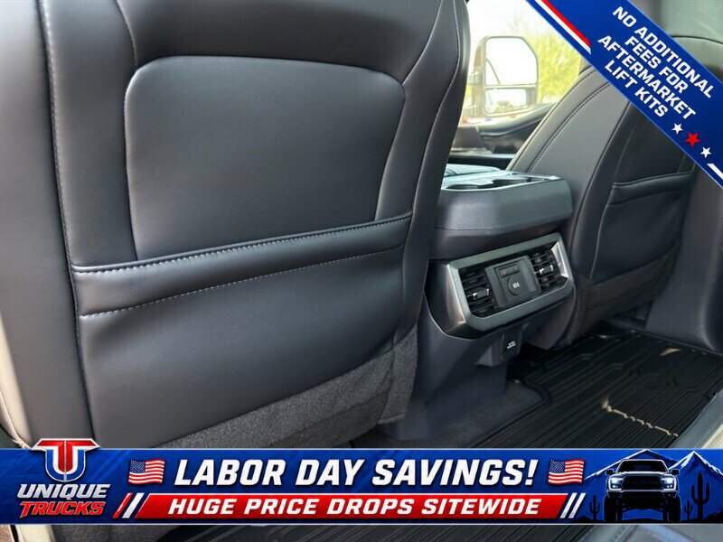 Used 2026 Ford F350 Platinum w/ Tremor Off-Road Package AWD/4WD image 24