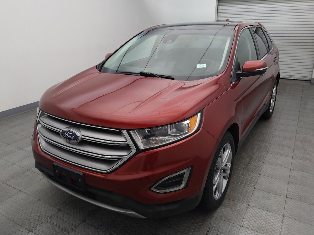 Used 2017 Ford Edge Titanium w/ Equipment Group 302A FWD image 15