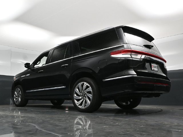 Used 2022 Lincoln Navigator L Reserve AWD/4WD image 68