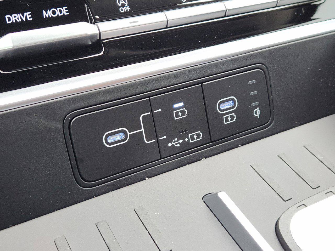 New 2026 Hyundai Santa Fe SEL FWD image 18
