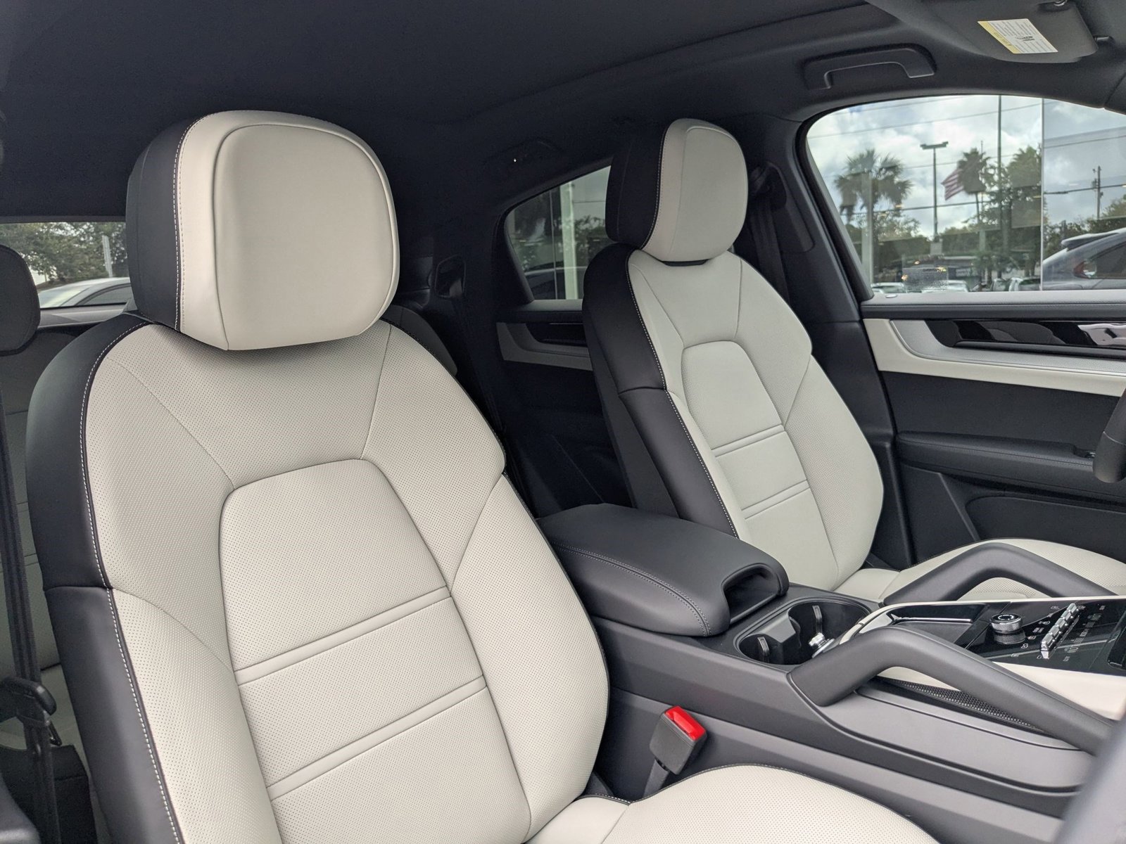 New 2026 Porsche Cayenne S image 26