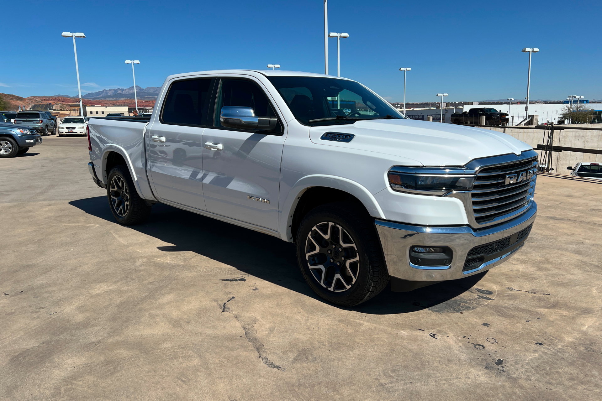 Used 2025 RAM 1500 Laramie image 7