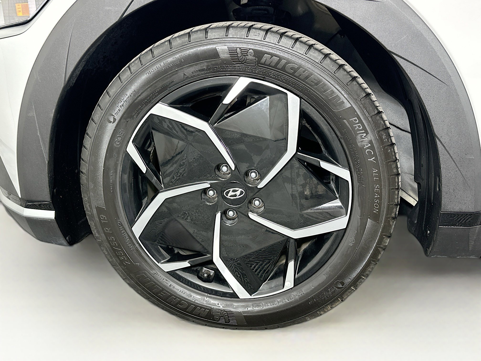 Used 2024 Hyundai Ioniq 5 SE RWD image 11