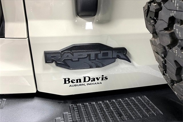 New 2025 Ford Bronco Raptor image 9