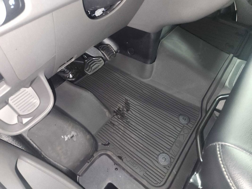 Used 2024 Ford Transit 250 Low Roof AWD image 60