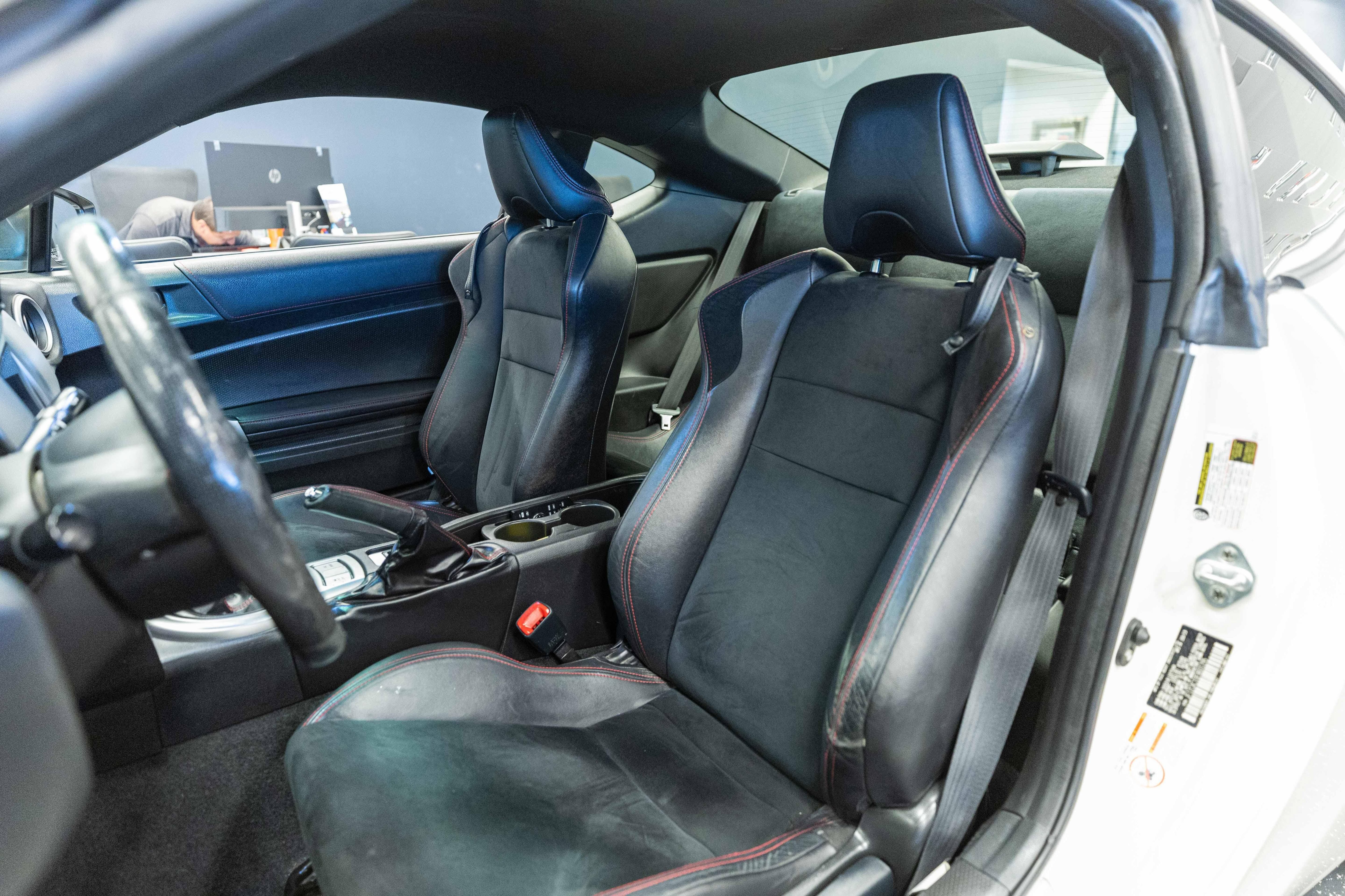 Used 2014 Subaru BRZ Limited w/ Popular Package #1B RWD image 11