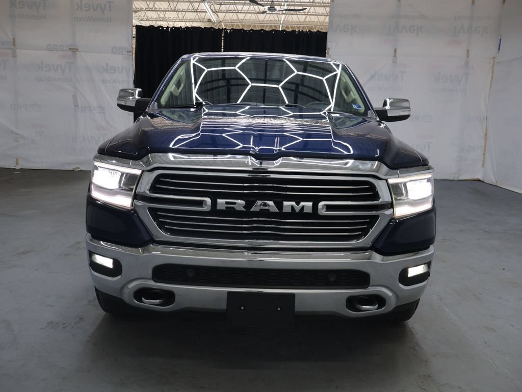 Used 2019 RAM 1500 Laramie AWD/4WD image 2