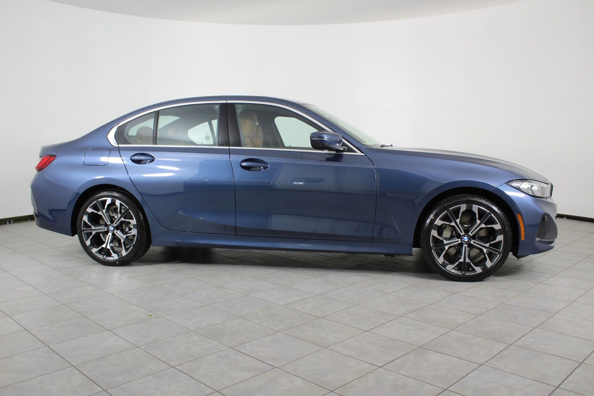 New 2026 BMW 330i Sedan w/ Premium Package RWD image 8