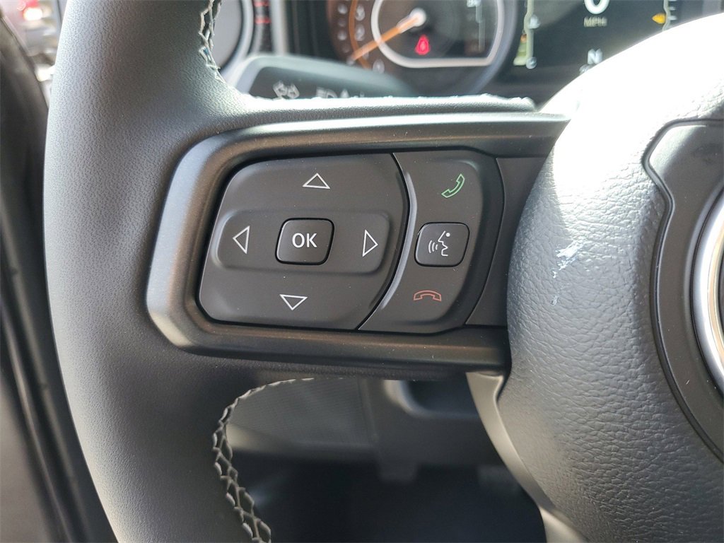New 2025 Jeep Wrangler Unlimited Rubicon image 13
