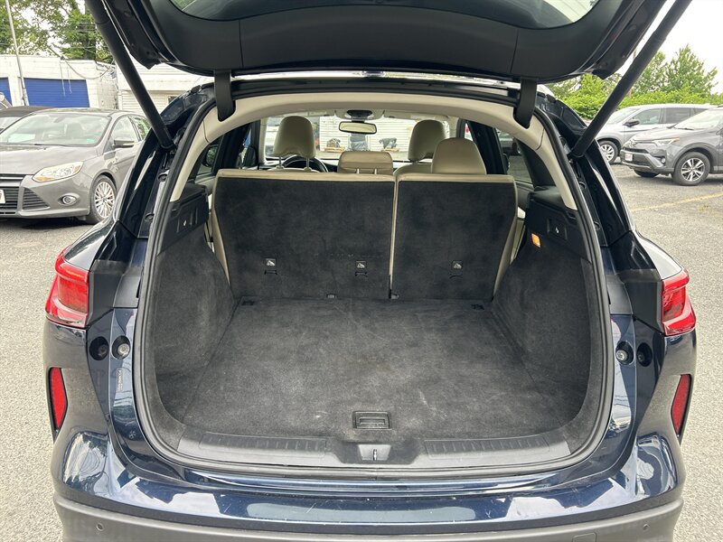 Used 2019 INFINITI QX50 Essential w/ Proactive Package AWD/4WD image 9