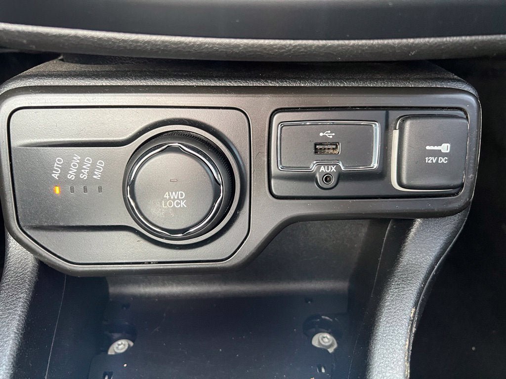 Used 2020 Jeep Renegade Sport AWD/4WD image 14