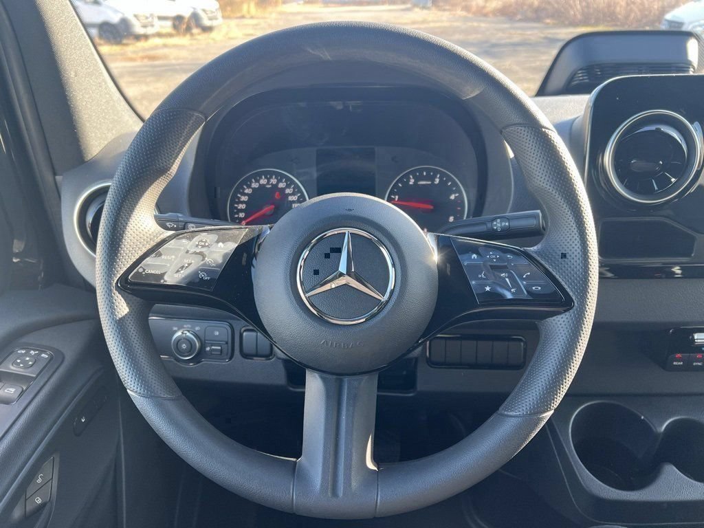 New 2025 Mercedes-Benz Sprinter 2500 image 15