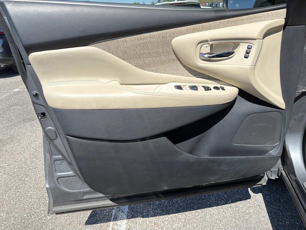 Certified 2023 Nissan Murano SL image 17